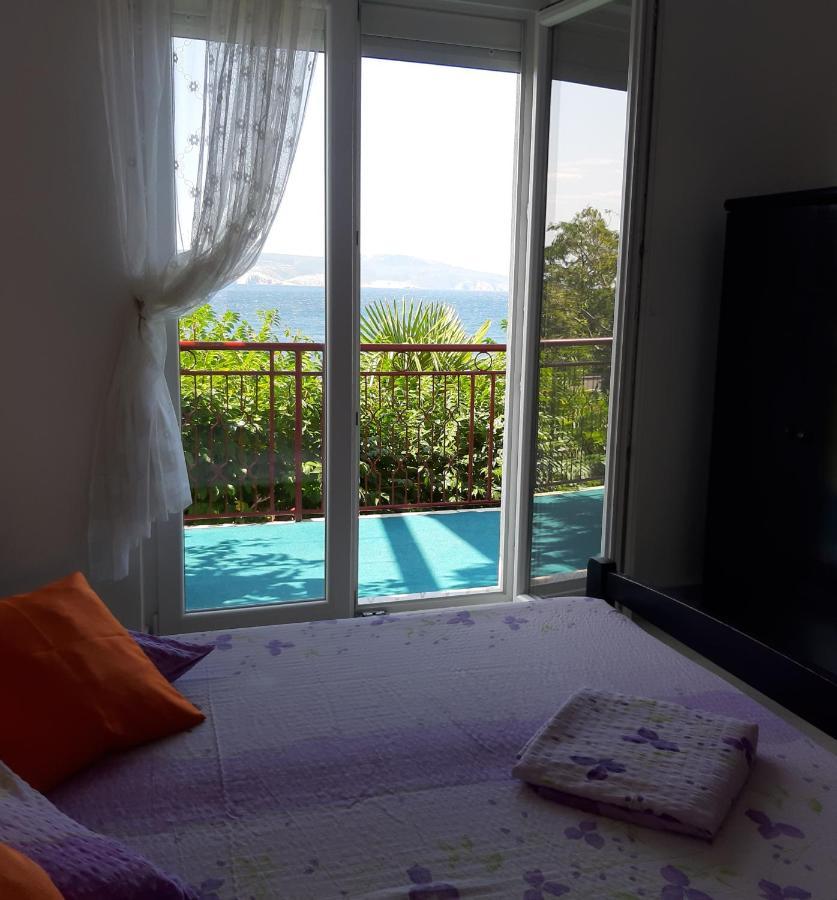 Apartmani Miletic Novi Vinodolski Buitenkant foto