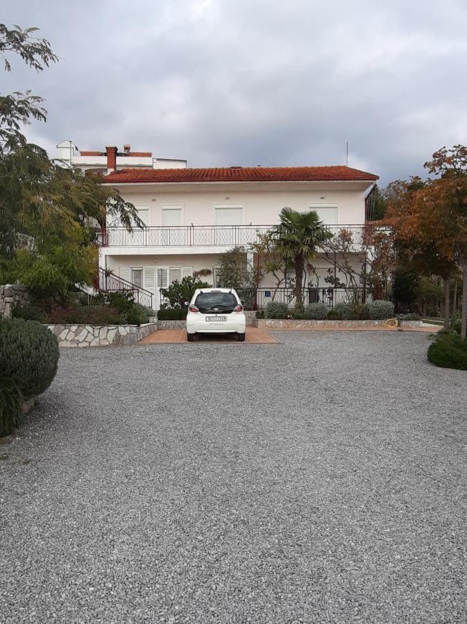 Apartmani Miletic Novi Vinodolski Buitenkant foto